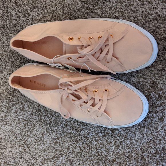 Pastel Casual Sneakers W11 Old Navy Peach Canvas Cushion Insole NWT Minimalist - Picture 4 of 5